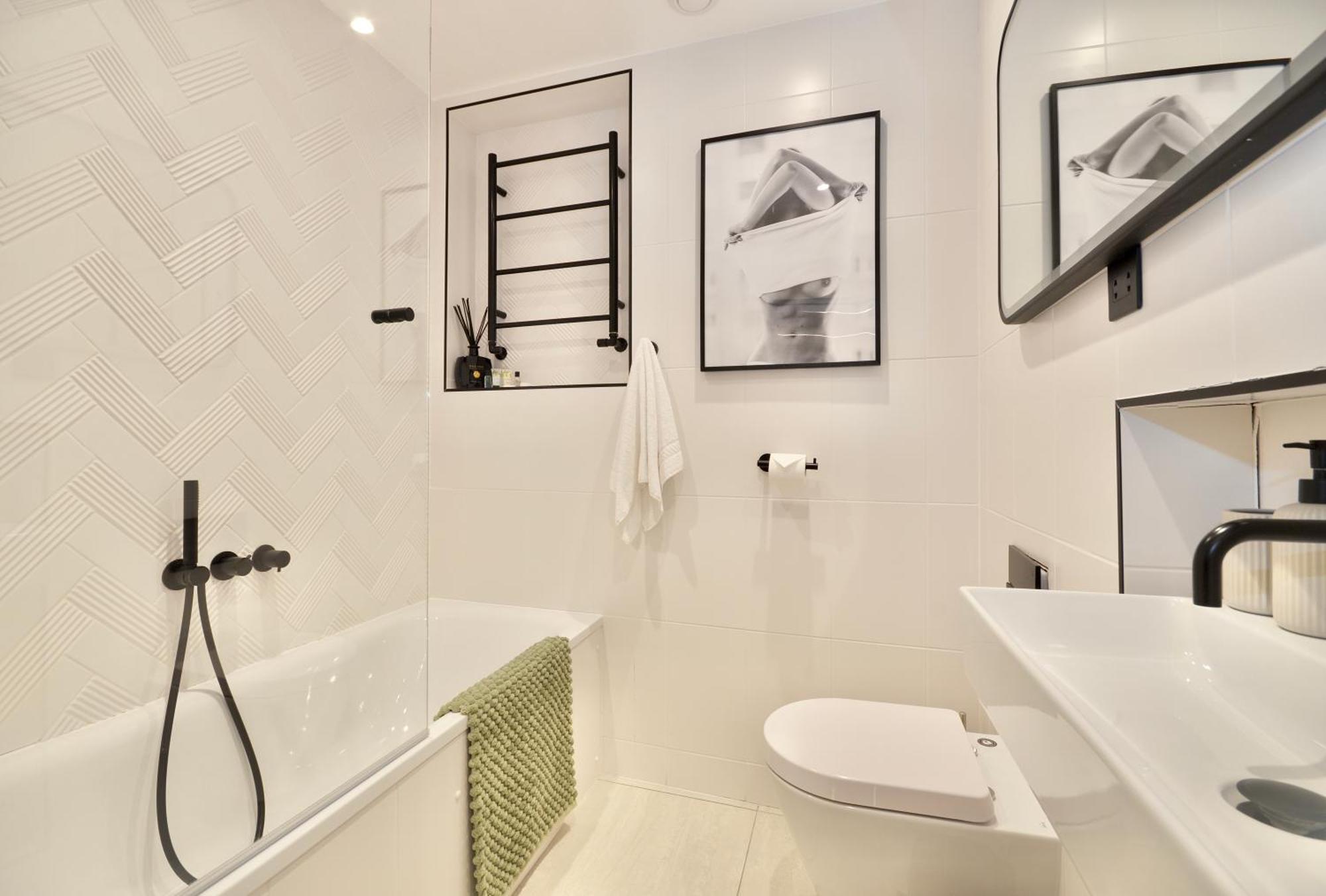 Newly Refurbished W/ River Views London Ngoại thất bức ảnh